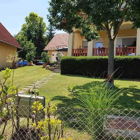 Andris Apartman- Taban U 78 Διαμέρισμα *