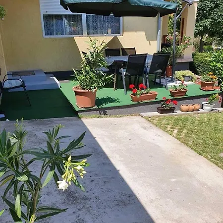 Andris Apartman- Taban U 78