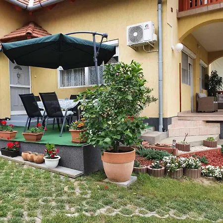 Andris Apartman- Taban U 78